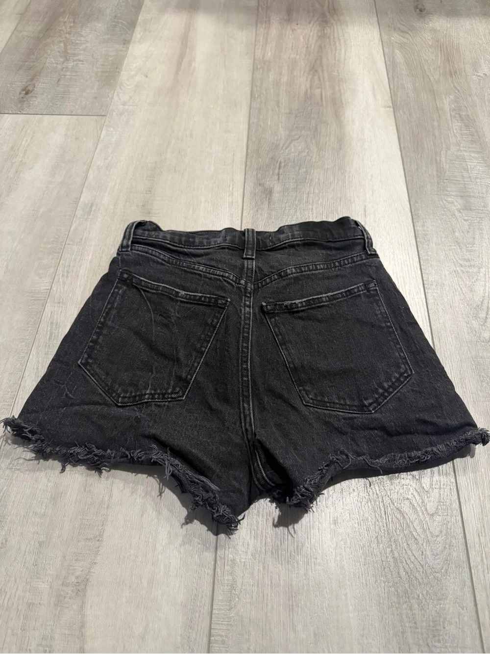 Abercrombie & Fitch Black Frayed Hem High-Rise Denim Shorts - Size 23
